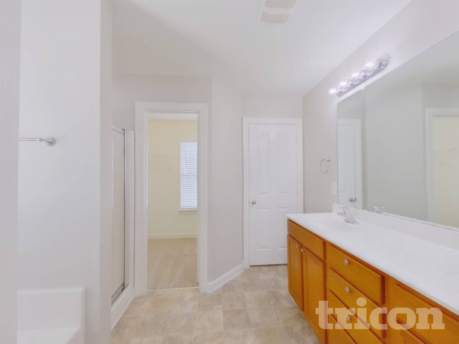 Building Photo - 2625 Sierra Chase Dr