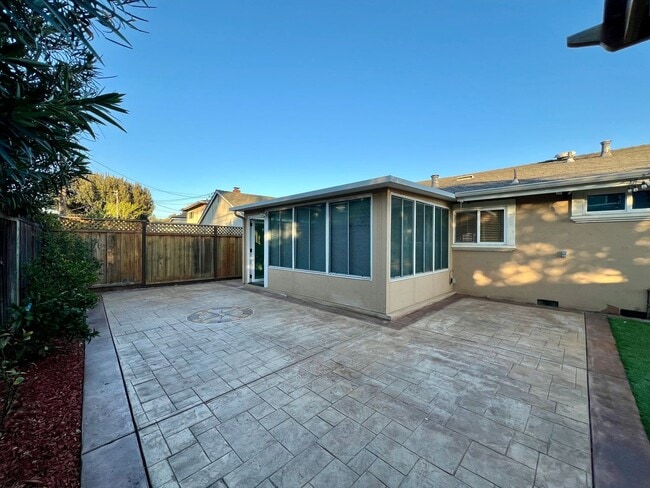 Building Photo - Beautifully remodeled one story house in Blossom Valley! $4700
