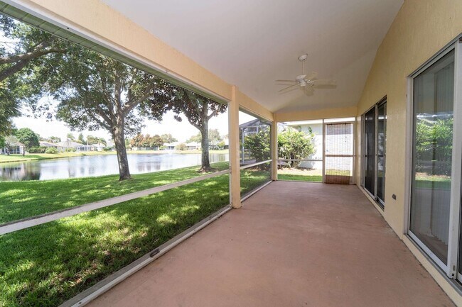 Building Photo - 957 Windward Way