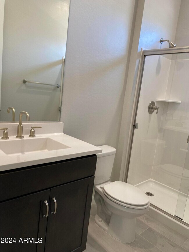 Building Photo - 4853 E St John Rd