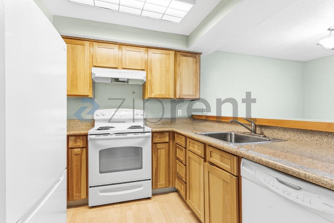 Building Photo - 14511 SW Grayling Ln