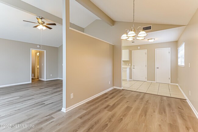 Building Photo - 4936 Perrine Dr