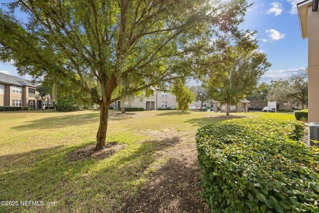 Building Photo - 12301 Kernan Forest Blvd