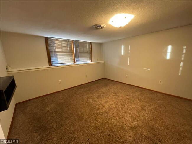 Building Photo - 1436 Selby Ave