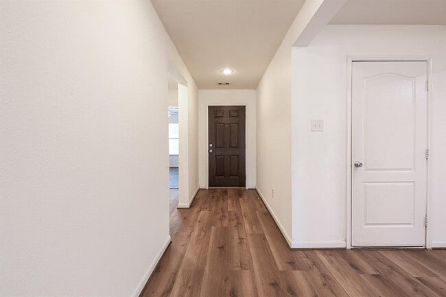 Building Photo - 4218 Kendall Rock Ln