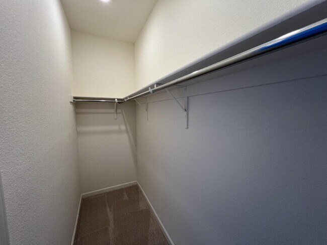Building Photo - Spacious 2 Bedroom Townhome in San Jose