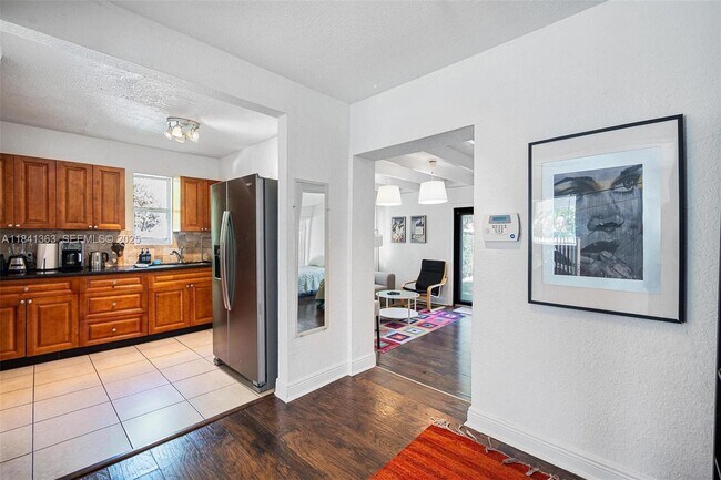 Building Photo - 243 NW 44th St