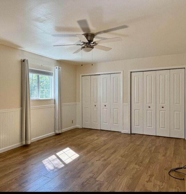 Building Photo - Welcome to this charming 2-bedroom, 2-bath...