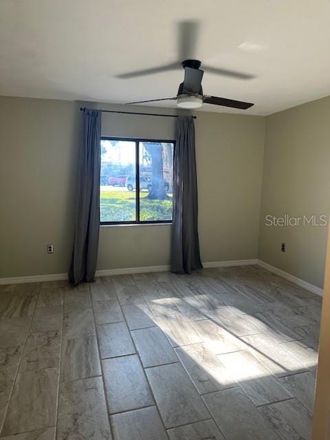 Building Photo - 2683 Sabal Springs Cir