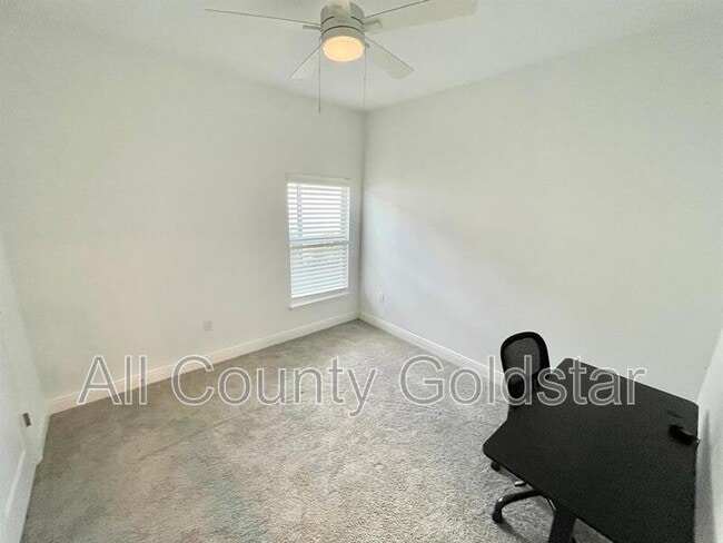 Building Photo - 16901 Lazzo Dr