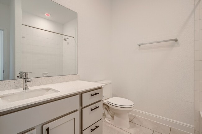 Building Photo - 16805 Lemonia Cove