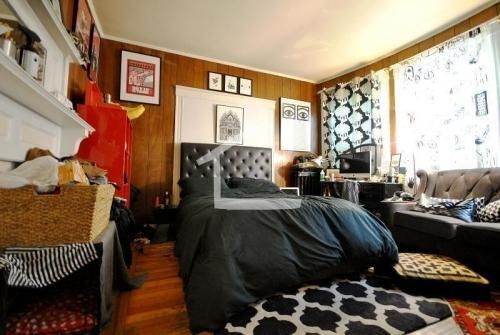 Building Photo - 3 bedroom in Allston MA