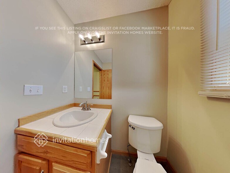 Building Photo - 85 Grove St