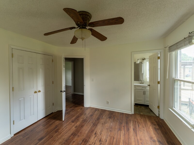 Building Photo - 2981 Bridle Dr