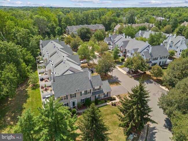 Building Photo - 614 Bollen Ct