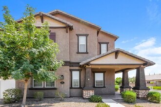 Building Photo - 2664 S Santa Rita