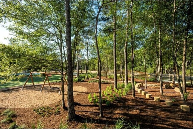 Building Photo - 15835 Bird of Paradise Dr