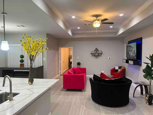 Living Room - 4616 Galesburg St