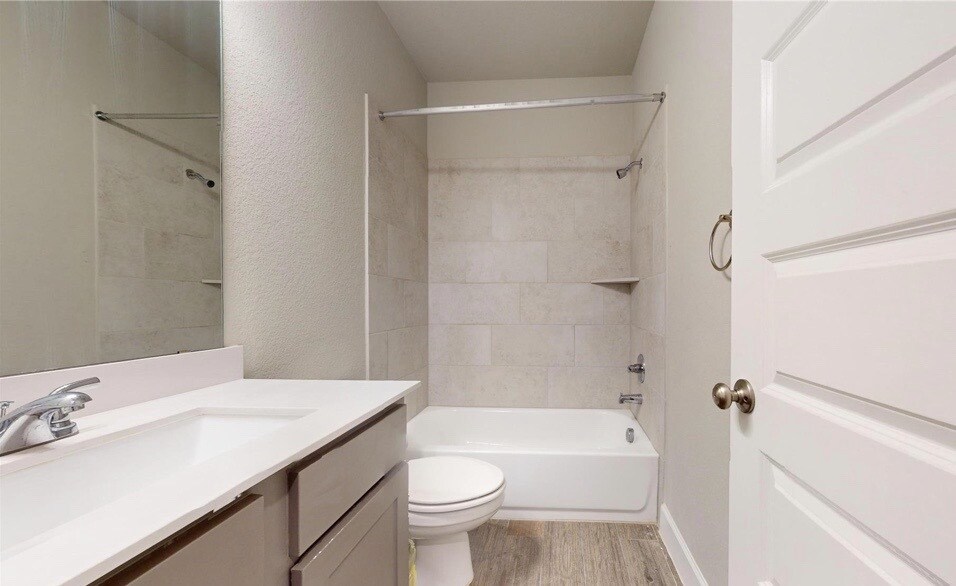 Guest Bathroom (Pic 2) - 23923 Sage Row Ln