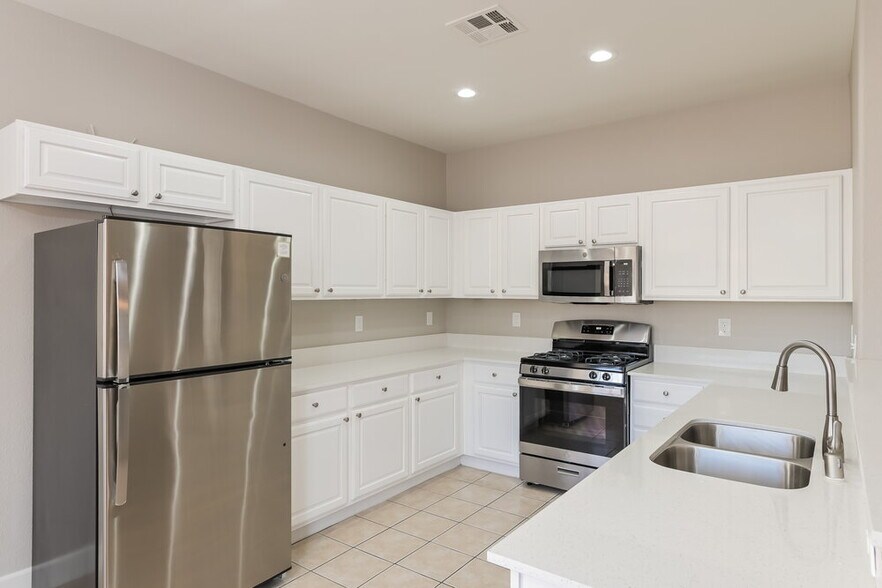 Building Photo - 2453 Wrangler Walsh Ln