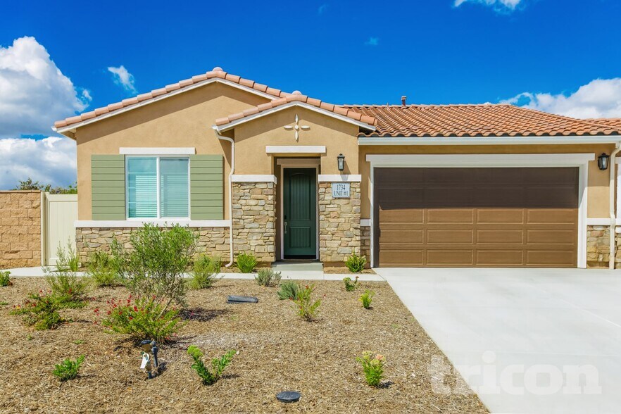 Building Photo - 1734 Lorraine Dr