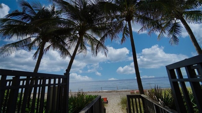 Primary Photo - 2011 N Ocean Blvd