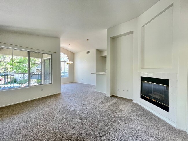 Building Photo - Charming 2bdrm/2ba in Foothill Ranch