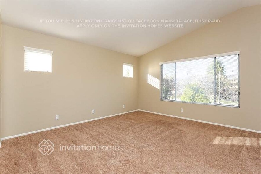 Building Photo - 2175 E Colunga St