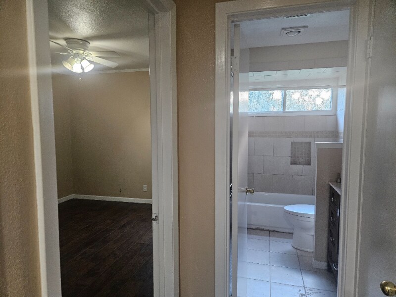 Building Photo - 3711 Stafford St