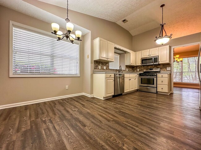 Building Photo - 3552 Plum Creek Trail NW