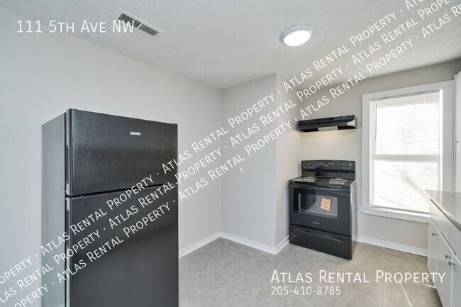 Building Photo - 111 5th Ave NW