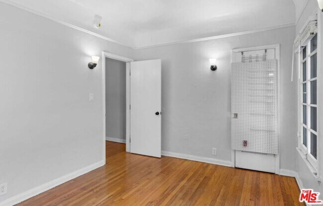 Building Photo - 6336 Orange St