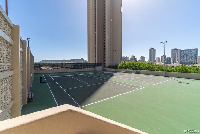 Building Photo - 2bd/2ba/1parking condo at Iolani Court Plaza