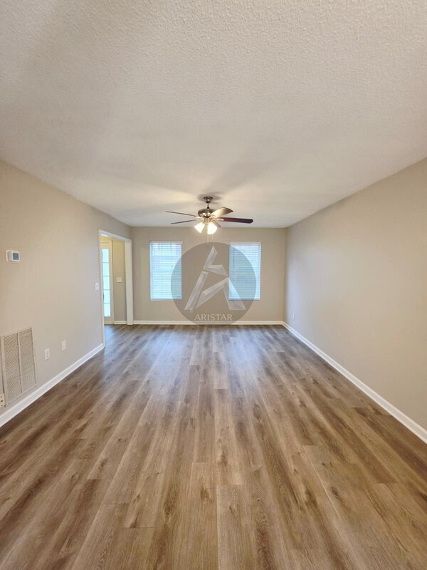 Building Photo - 102 Westside Chase SW