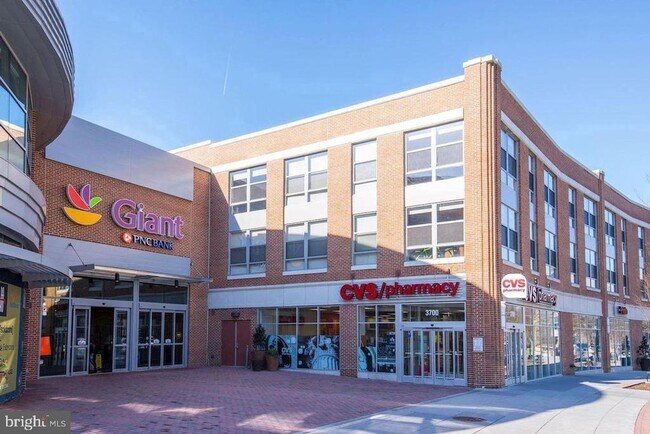 Building Photo - 4200 Cathedral Ave NW