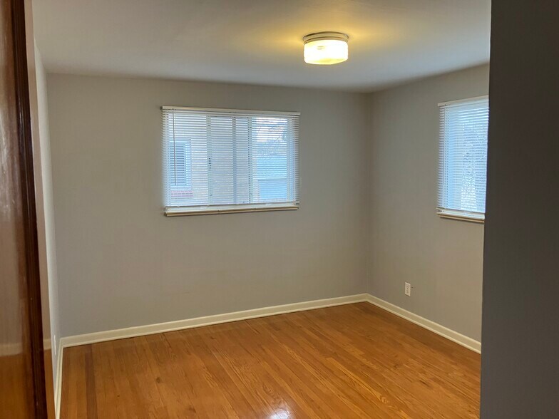 Building Photo - 1832 Fremont Ave