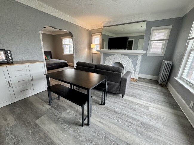 Building Photo - 17150 Santa Rosa Dr