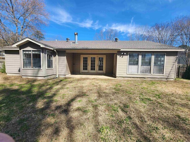 Building Photo - 2511 Eagle Run