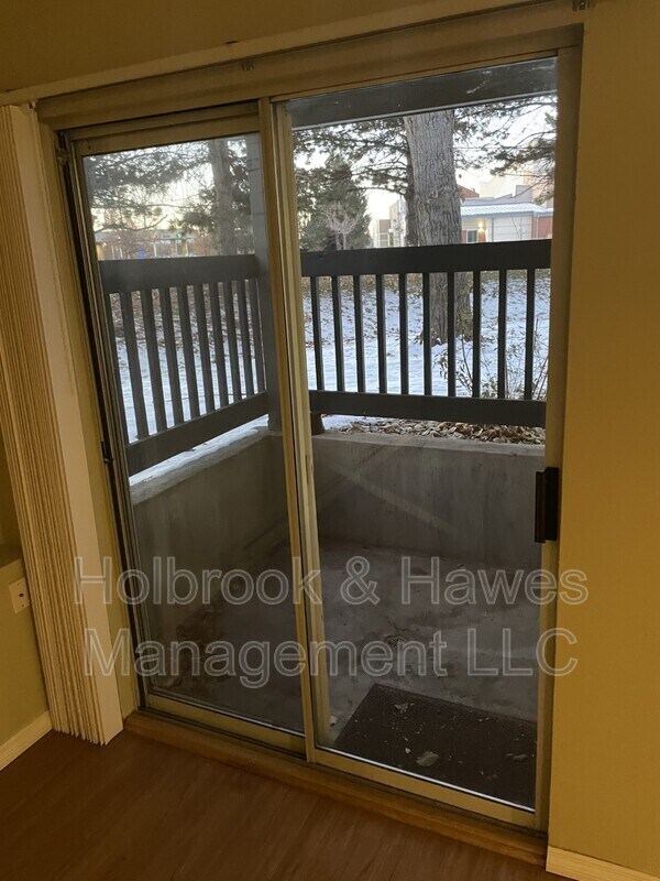 Building Photo - 4531 Boardwalk Dr