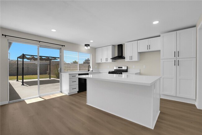Building Photo - 1242 Sultan Cir