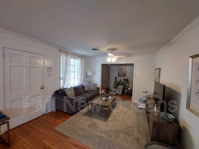 Building Photo - 12 Oaklawn Dr