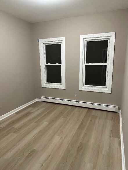 Building Photo - 563 Madison Ave