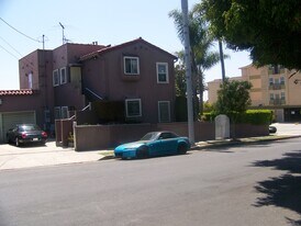 Building Photo - 2500 S Bronson Ave