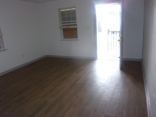 Building Photo - 1486 Stevenson St