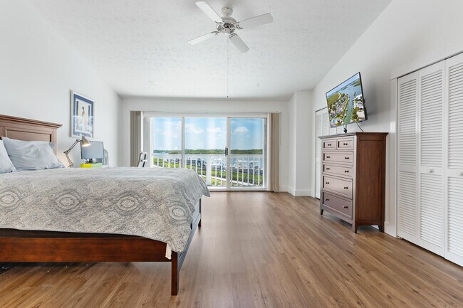 Building Photo - 2488 Harbour Cove Dr