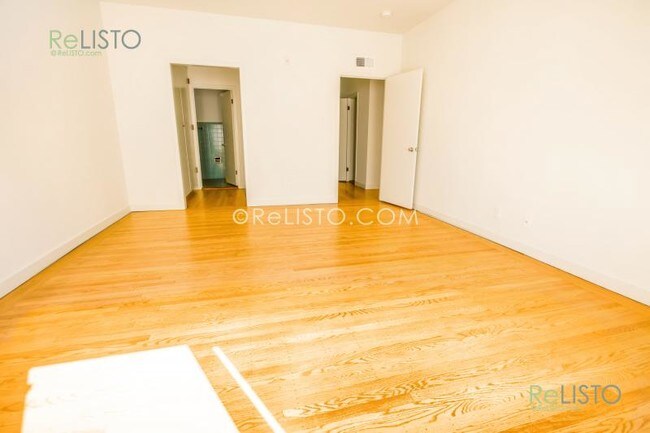 Building Photo - 2296 Vallejo St