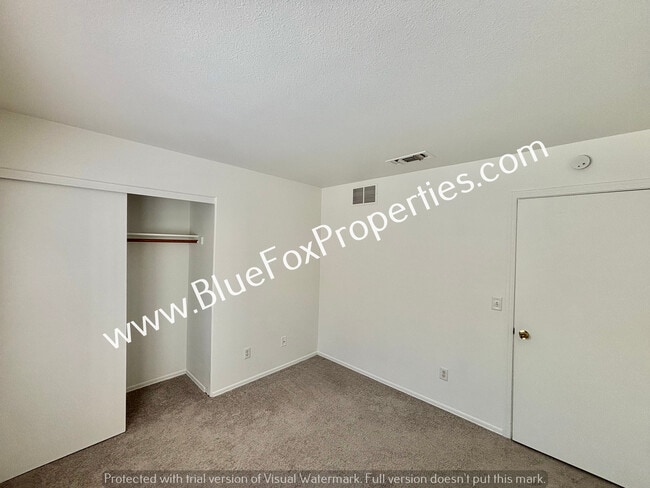 Building Photo - 6006 S Mogollon Dr