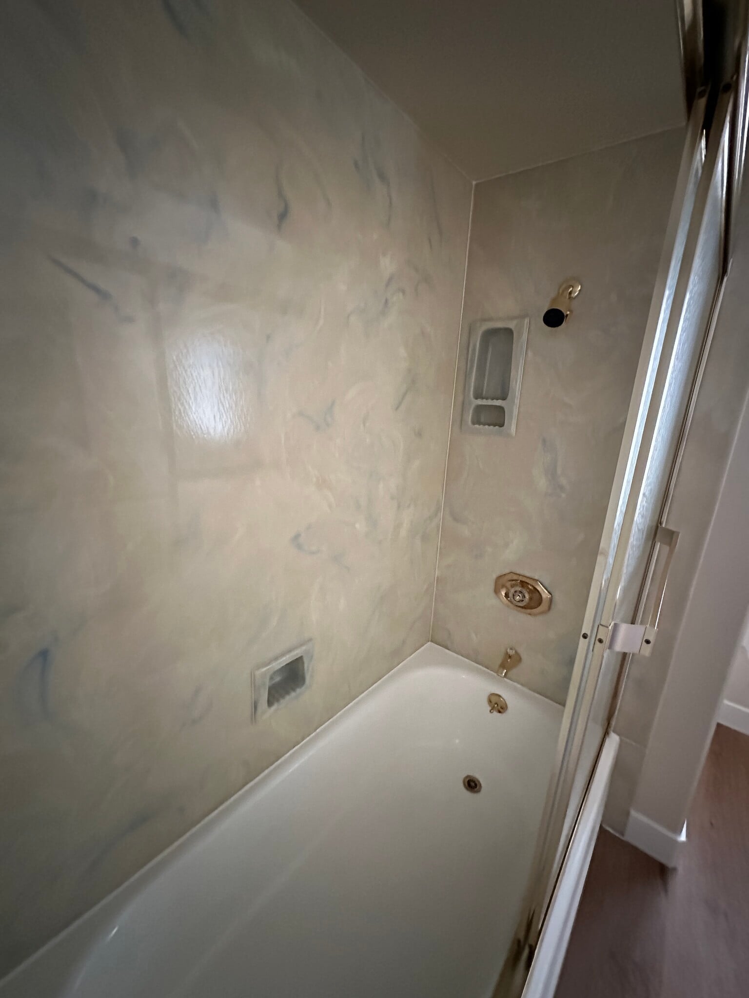 Building Photo - 4234 Hillview Dr