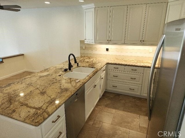 Building Photo - 6221 Marina Pacifica Dr N
