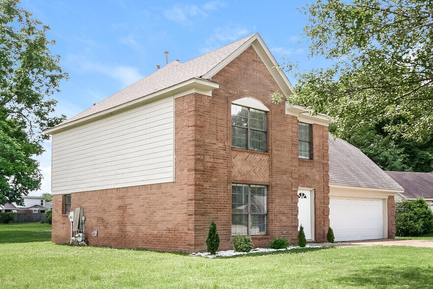 Building Photo - 6863 Delta Newberry Cove